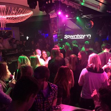 Downtown-Bar