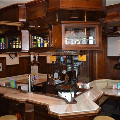 K-&-K-Pub-1