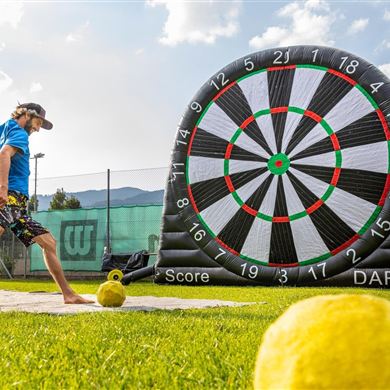 Foot Darts