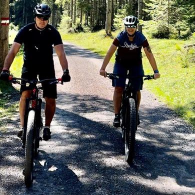 Guided (E) Mountainbike Tour