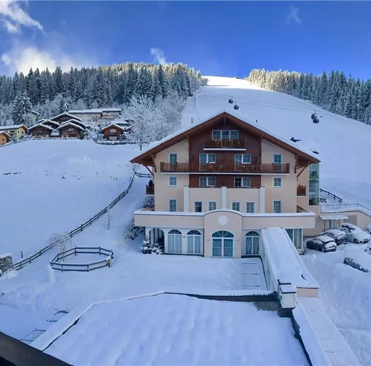 280FF07E-7D47-441F-97F0-01EEFC9BD5D0