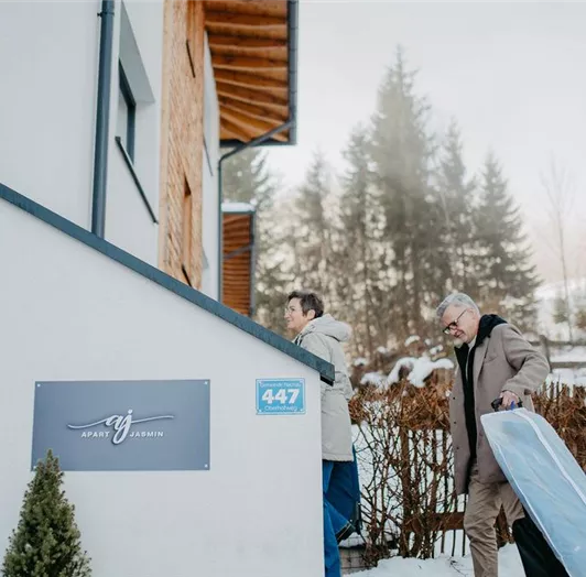 Apart Jasmin