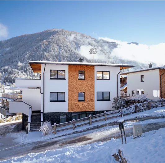 Apart Jasmin - Winter