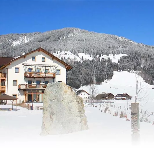 Aparthotel am Reitecksee im Winter