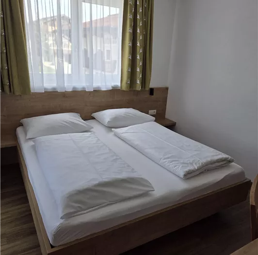 App. Rossbrand-Schlafzimmer