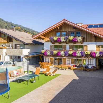 appartement-oberreiter-sommer-aussenansicht-gross