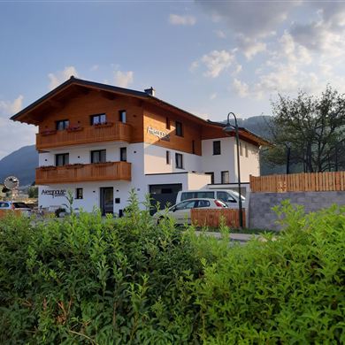 Aussenansicht Sommer 2019