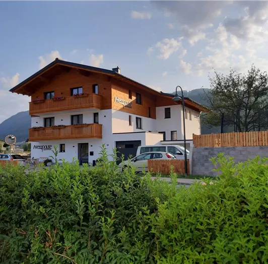 Aussenansicht Sommer 2019