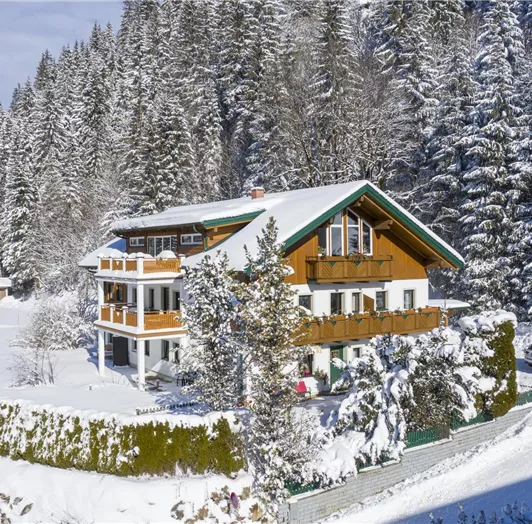 Außenaufnahme_Winter_webaufloesung-7