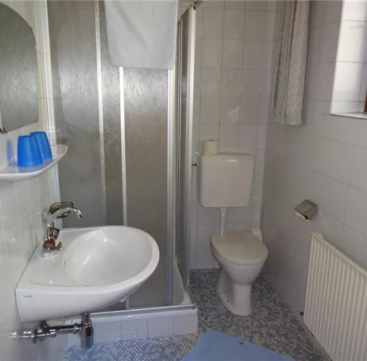 Bad Kellerzimmer