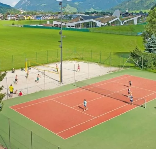 beachvolleyball-tennis-gross