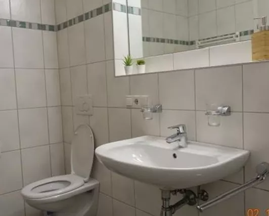 BF57A933-77A6-4C38-B351-DD0FBB30BC1A