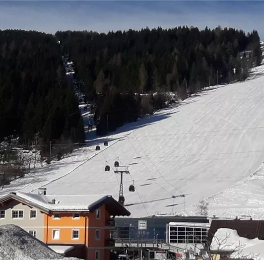 Blick zur Piste - Achter Jet