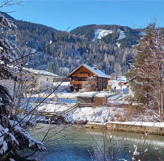 cebb88fb-639b-4c42-8a5a-8a935cf0ad7c