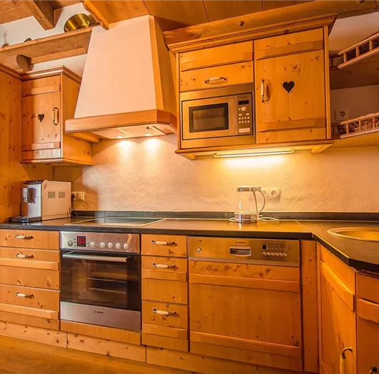 chalet-flachau-neben-piste-ferienhaus-edelweiss-33