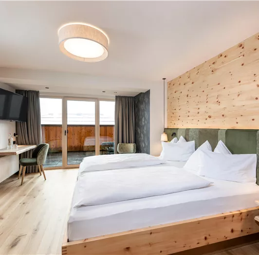 Beautiful newly renovated double rooms "Jägersee" at Hotel Tirolerhof in Flachau.