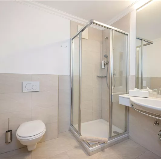 Dusche Kategorie H Trakt 1 Beispielfoto