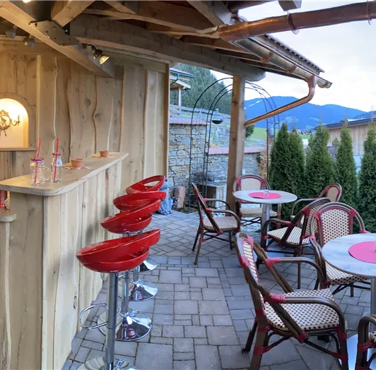 Ein Drink aus der Gartenbar gefällig?