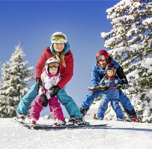 Familienskigebiet-ski-amade