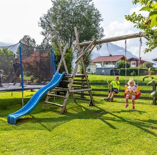 feriengut-fingerhof-kinder-3-1024x683