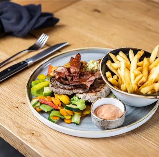 Grillteller Hotel Restaurant Schuetzenhof Flachau