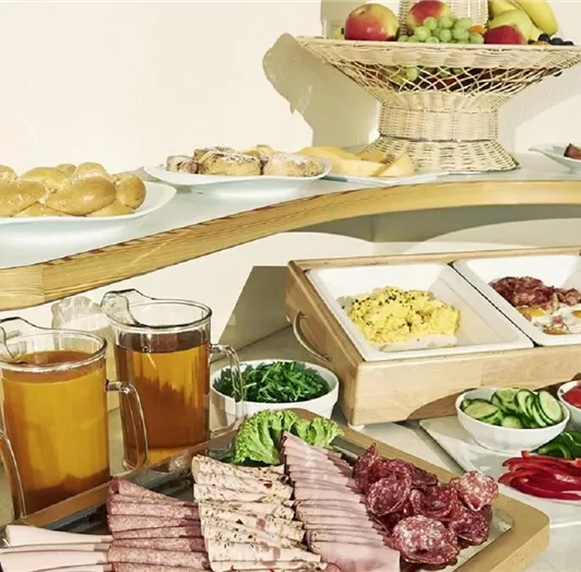 fruehstuecksbuffet-gross