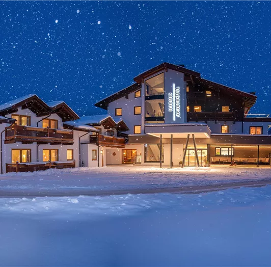 Harmls_Aparthotel_©Gruber_Nacht_web