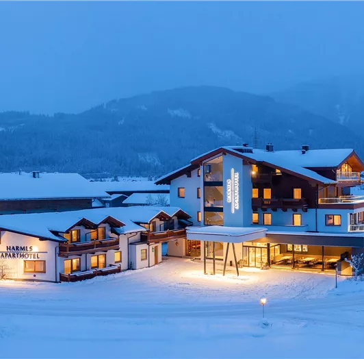 Harmls_Aparthotel_©Gruber_Pano_abend_web