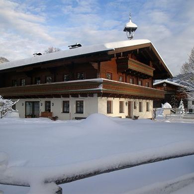 Haus Ansicht im Winter