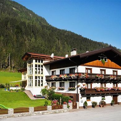 Haus Haber im Sommer