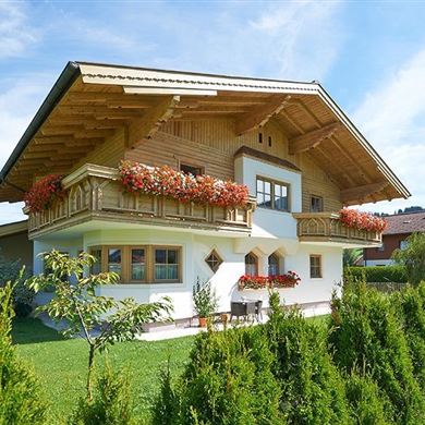 Haus Kirchner im Sommer