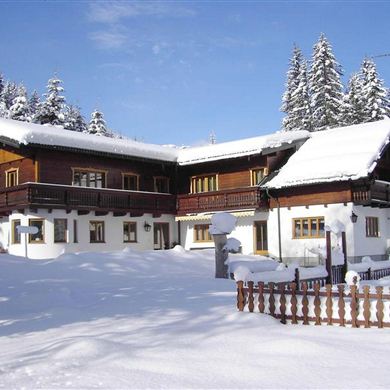 Haus Mußbacher im Winter