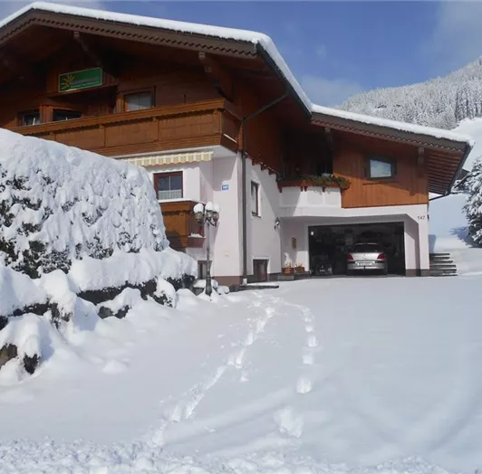 Haus Sonnenschein im Winter