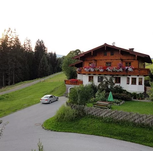 Haus Sonnseitn im Sommer