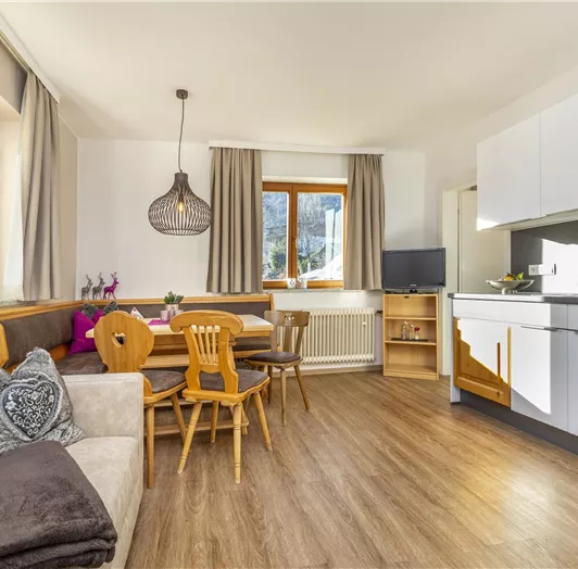 Herzerlalm_Chalet_druck-1