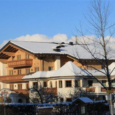 Holzmannhof Winter Aussenansicht neu