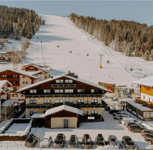 Hotel Die Bergquelle in Flachau - Ihr Skiurlaub direkt an der Piste - Ski-in / Ski-out - Snow Space Salzburg