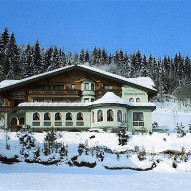 Hotel-Garni Santa Barbara im Winter