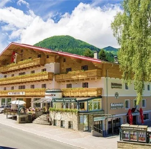 Hotel_Panorama_Sommer