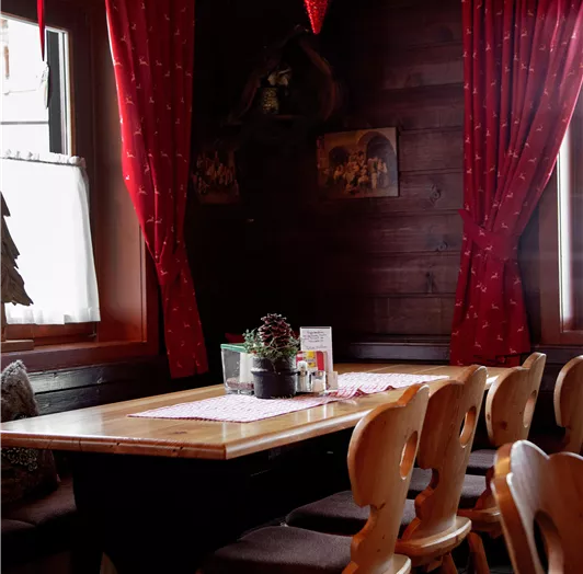 Hotel-Vier-Jahreszeiten-13