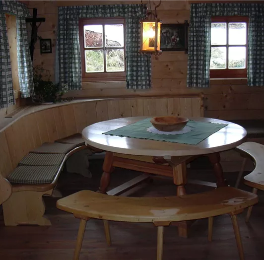 img-huette-gal-haus-01