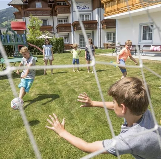 Kids (9)