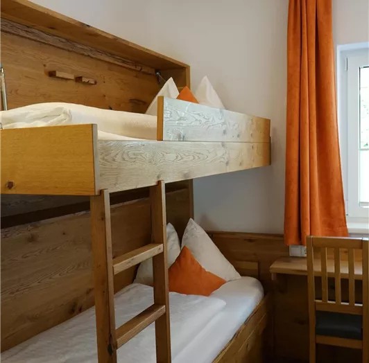 Kinderzimmer mit Stockbett