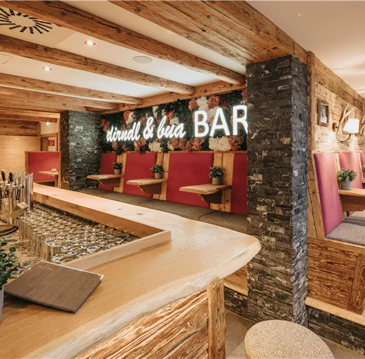 KWER_Alpenarena-Bar-300dpi-7-min