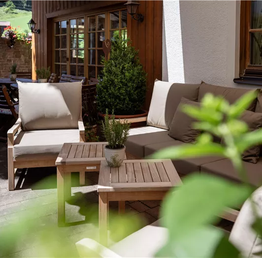 On our sun terrace in front of the hotel, guests can comfortably enjoy various drinks in the sun.