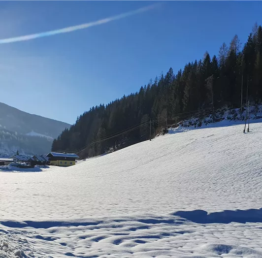 Möglichkeit zum Bob fahren und spielen im Schnee