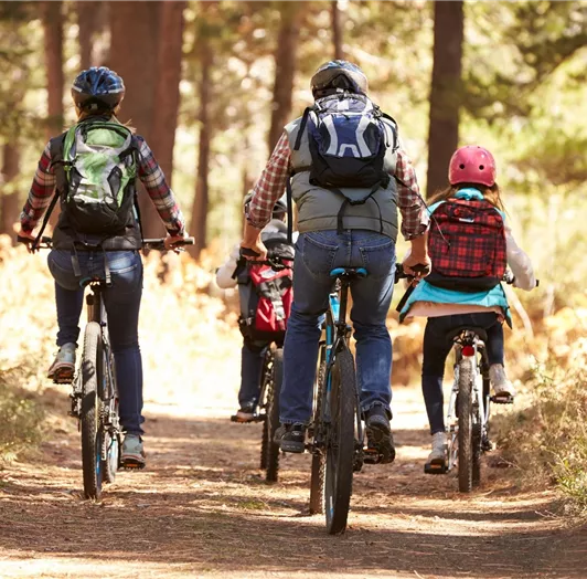 radfahren-familie