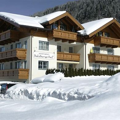 Salzburgerhof Appartements im Winter
