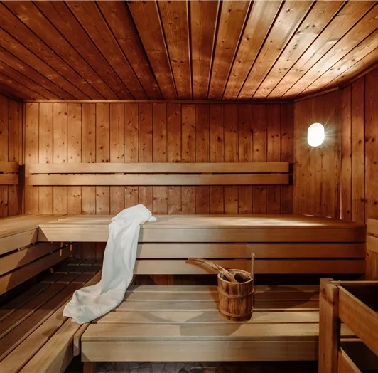 The Finnish sauna at Hotel Lisa: A cozy sauna and gentle lighting.
