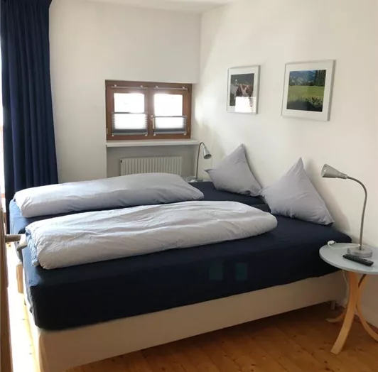 Schlafzimmer 2